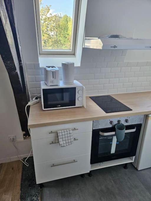 Loft - Metro - Gare Leilighet Tourcoing Eksteriør bilde