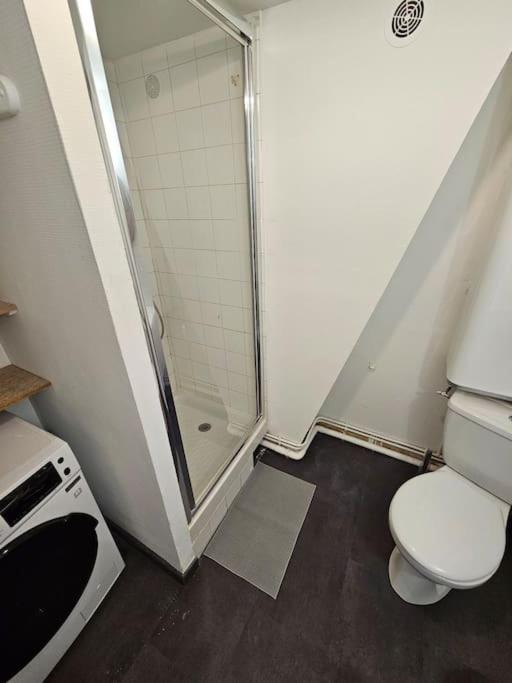 Loft - Metro - Gare Leilighet Tourcoing Eksteriør bilde